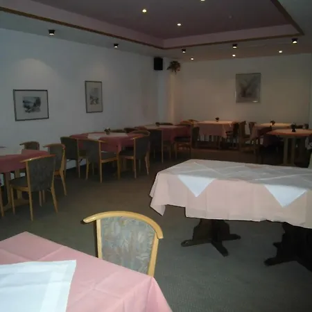 Dribischenhof 3*
